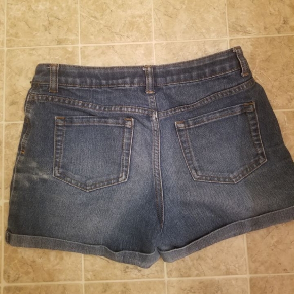 Blue jean shorts - Picture 3 of 4